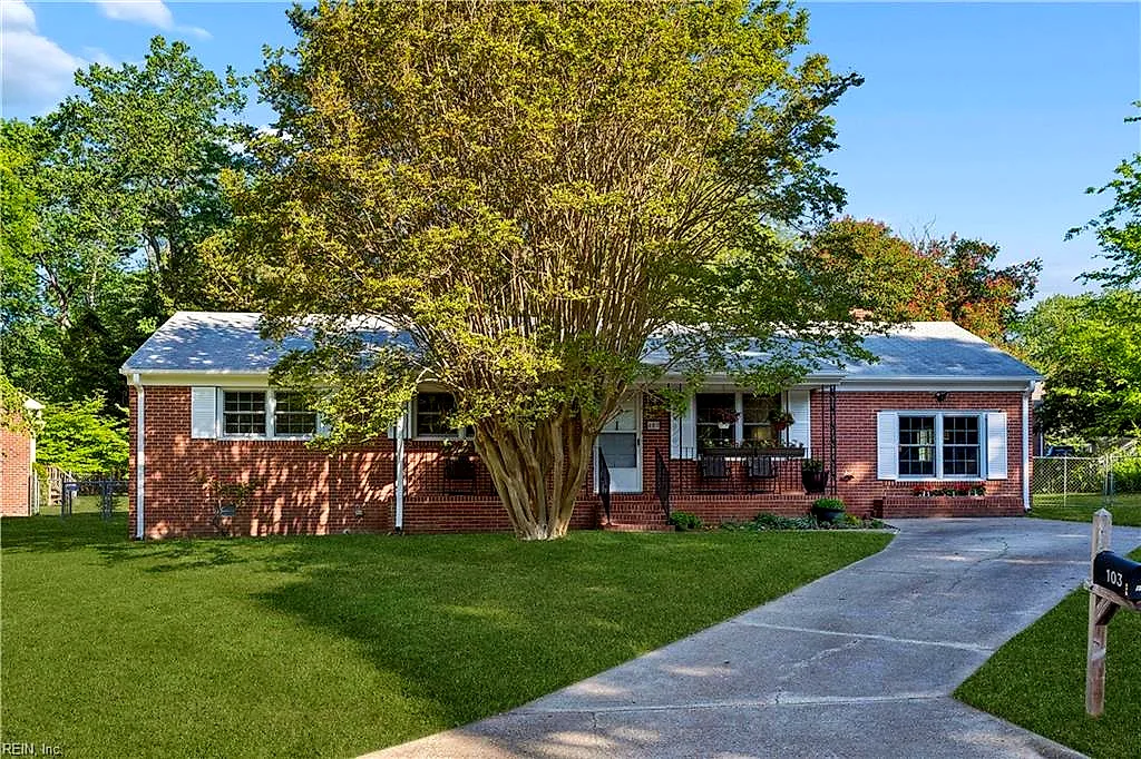 103 Laurel Ct, Williamsburg — photo