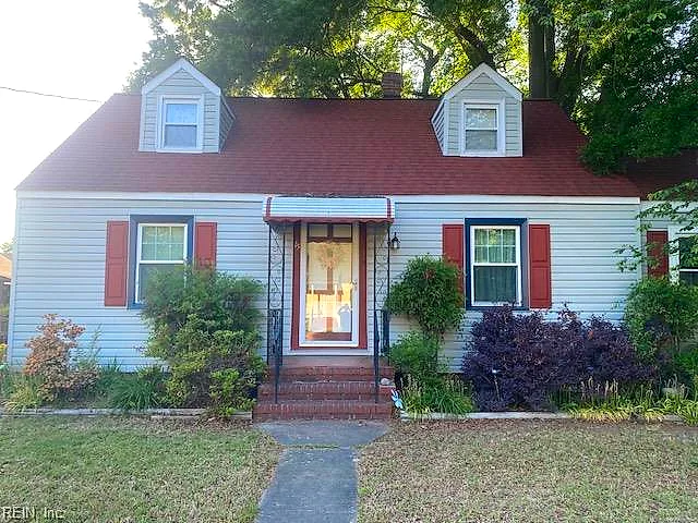15 Roberts Ct E, Portsmouth — photo