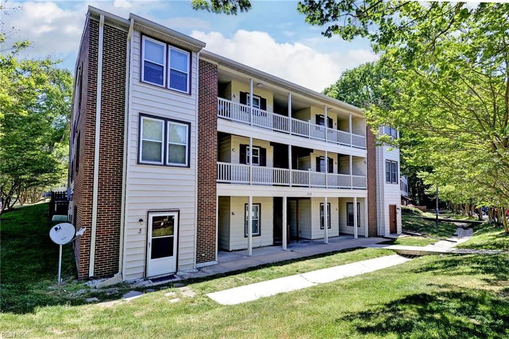 310 Patriot Ln #D, Williamsburg — photo