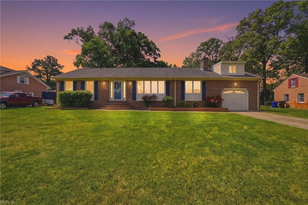 180 Yorkshire RD, PORTSMOUTH VA 23701