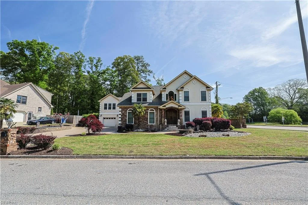 501 Shadow Brooke DR, CHESAPEAKE VA 23320