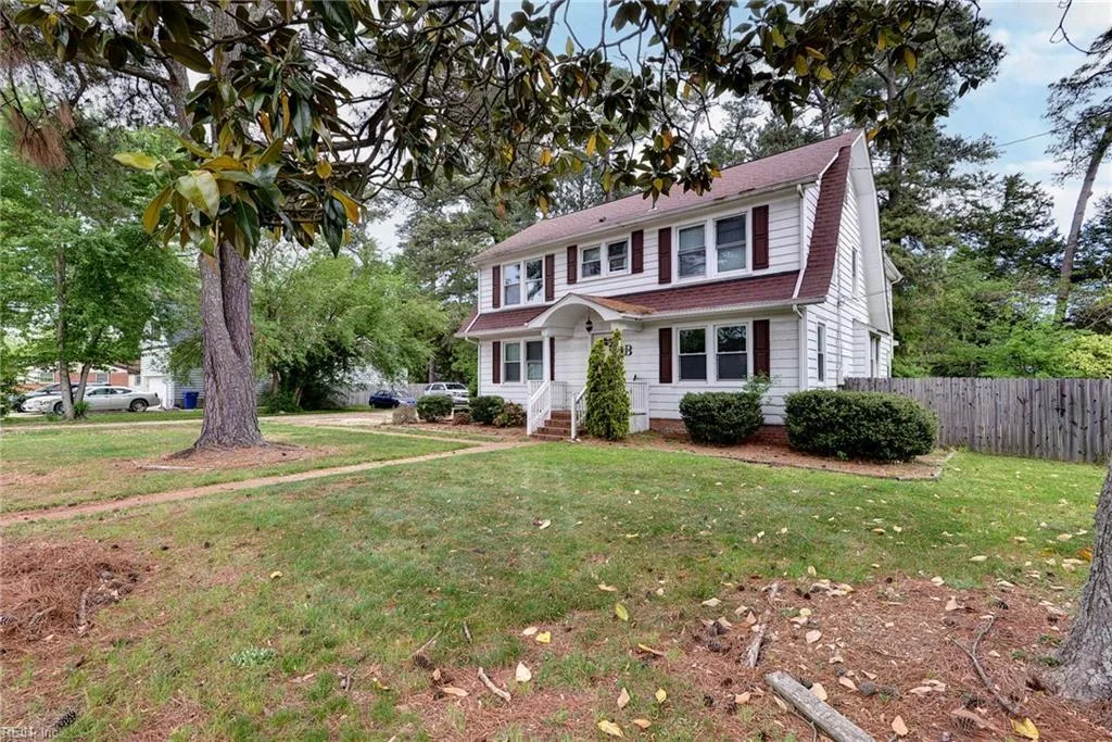 198 Colony RD, NEWPORTNEWS VA 23602