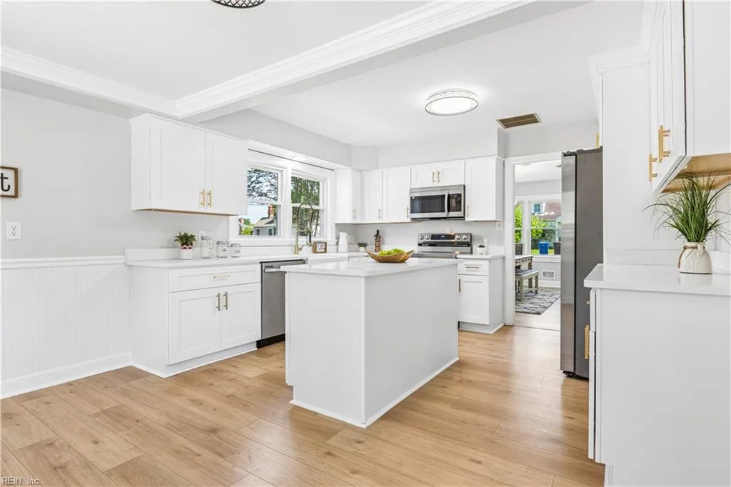 2325 Delwood Rd, Chesapeake — photo