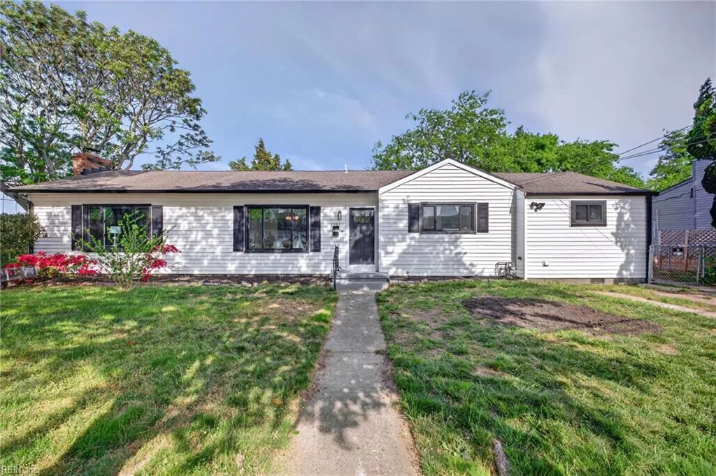 1501 Hedgerow DR, VIRGINIABEACH VA 23455