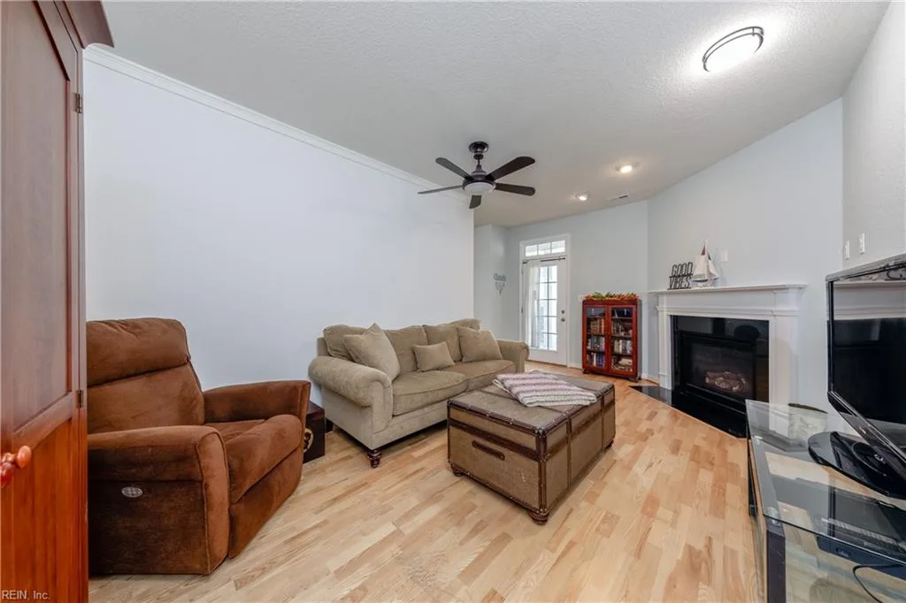 1904 Prosperity Ct, Williamsburg — photo
