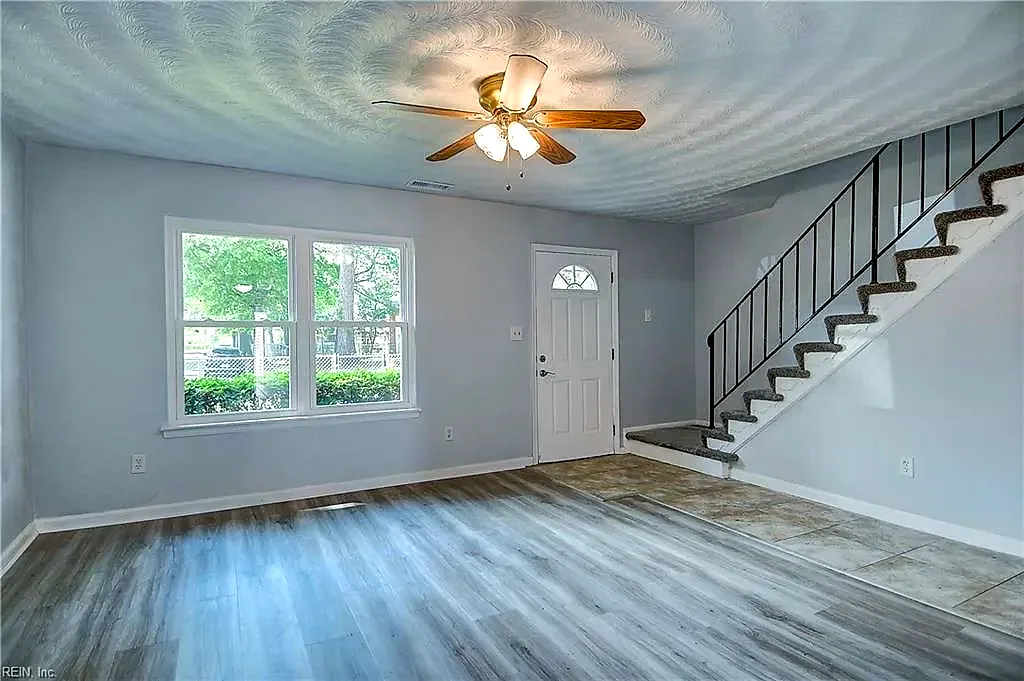 112 Bristol Ave, Norfolk — photo