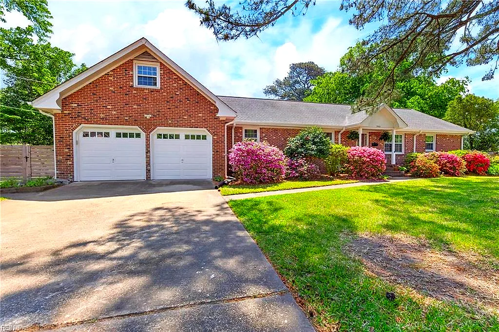 7410 Parkdale Dr, Norfolk — photo