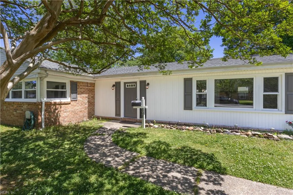 508 S Kings Point RD, VIRGINIABEACH VA 23452