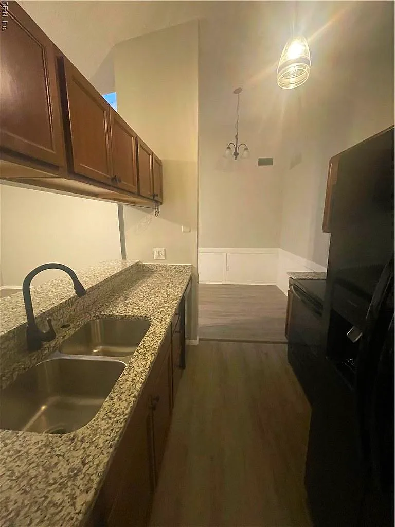 622 Spirit Ct, Virginia Beach — photo