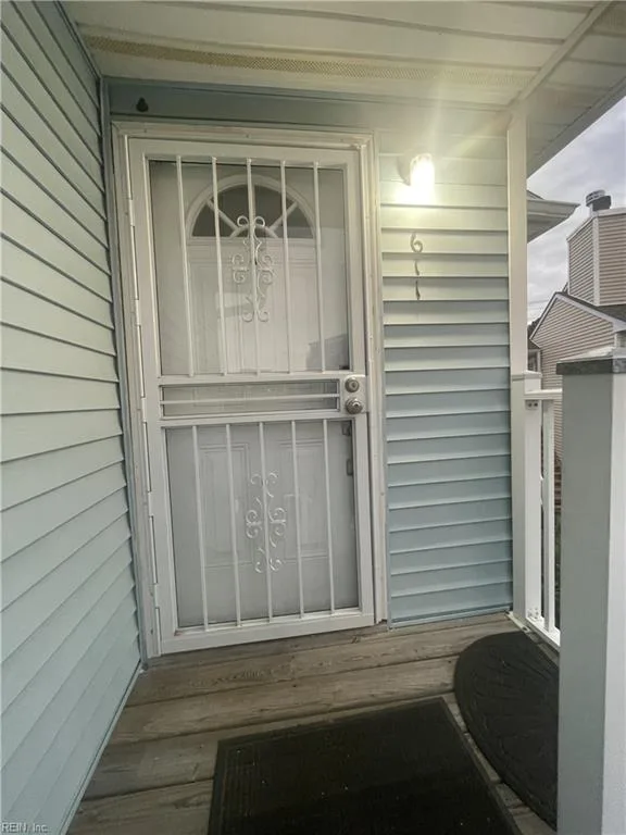 611 Bluff Ct, Virginia Beach — photo