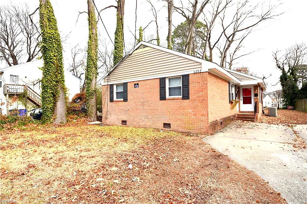 6252 Edward St #B, Norfolk — photo