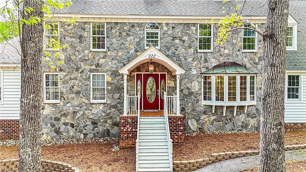 222 Sherwood Frst, Williamsburg — photo