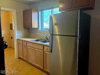 608 Edinburg Ave, Chesapeake — photo