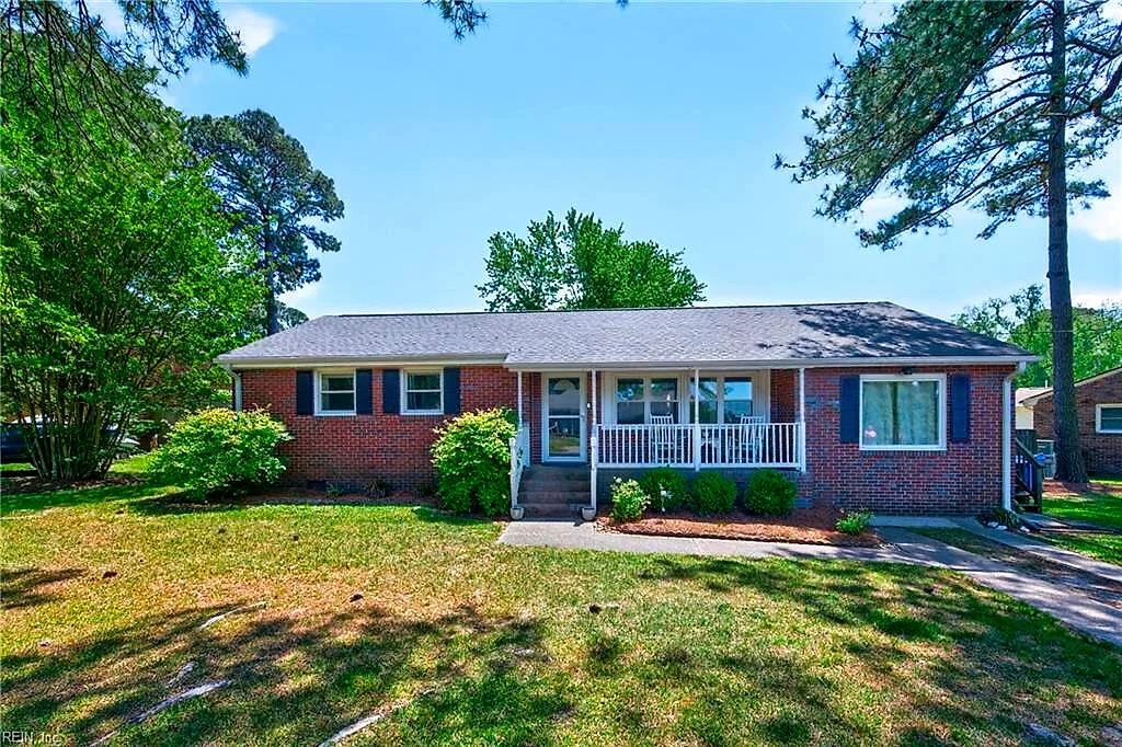 901 Melvin Dr, Portsmouth — photo