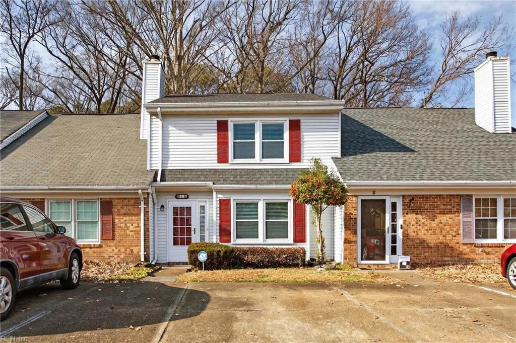 4 Covenant CT, HAMPTON VA 23666