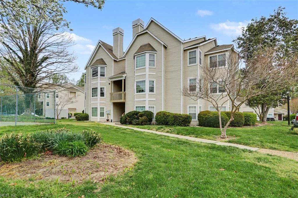 110 Stratford DR #L, WILLIAMSBURG VA 23185