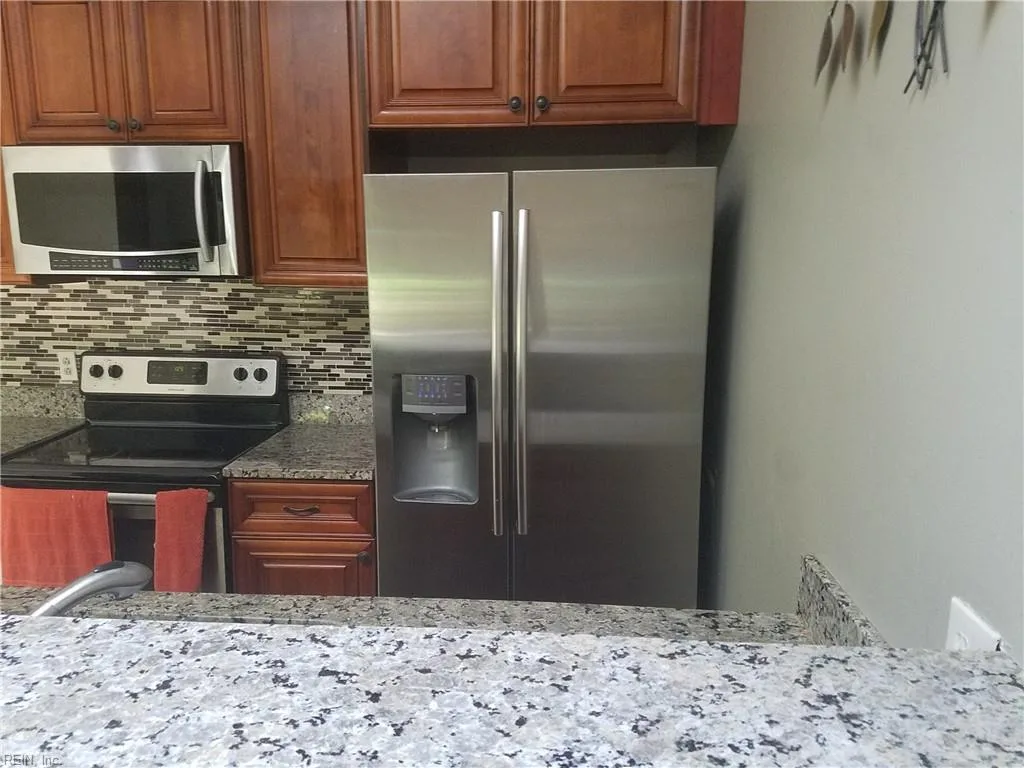 4126 Thalia Station Cir, Virginia Beach — photo