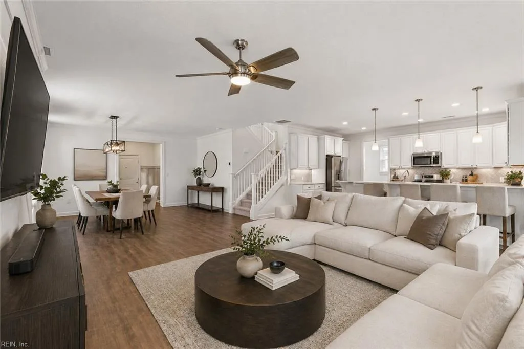 517 Middleton WAY, CHESAPEAKE VA 23322