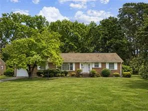 3229 Dogwood Dr, Portsmouth — photo