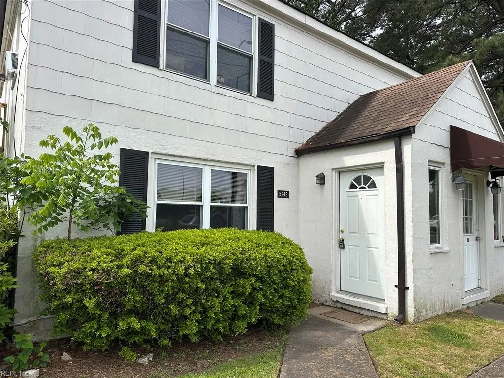 5249 Curlew Dr, Norfolk — photo