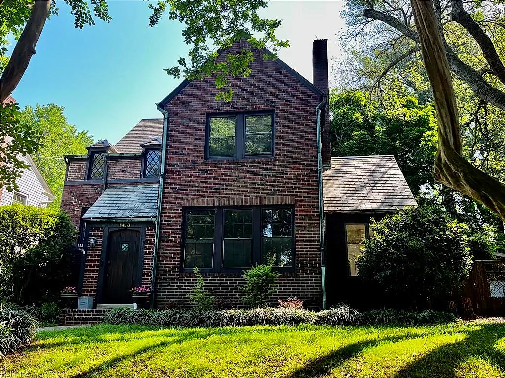 1418 Armistead Bridge Rd, Norfolk — photo