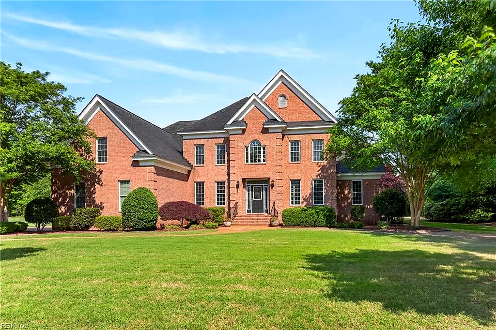 102 Taylor Farm Ln, Yorktown — photo