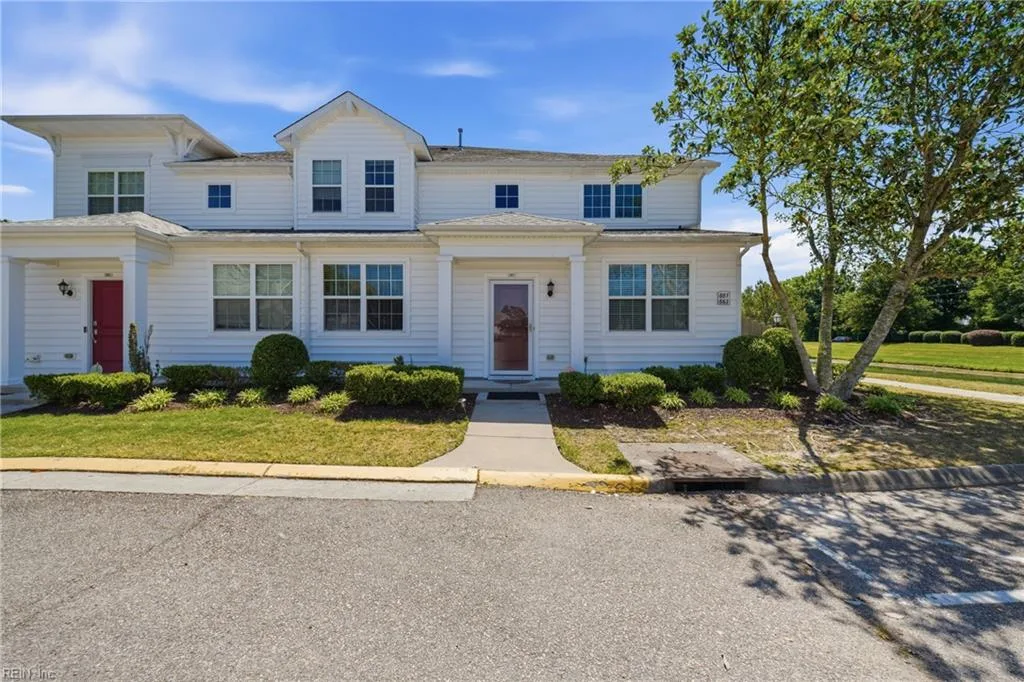 661 Lacy Oak DR, CHESAPEAKE VA 23320
