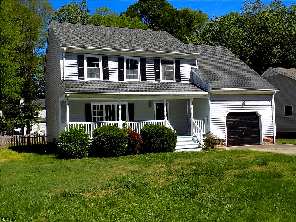 317 Bridge Wood Dr, Yorktown — photo