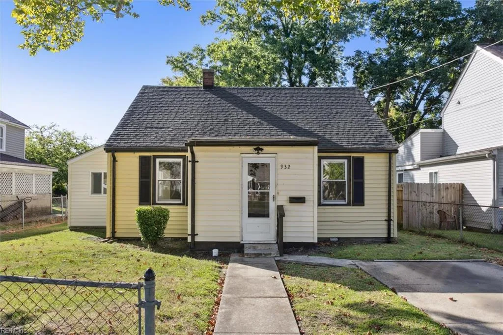 932 16th ST, NEWPORTNEWS VA 23607