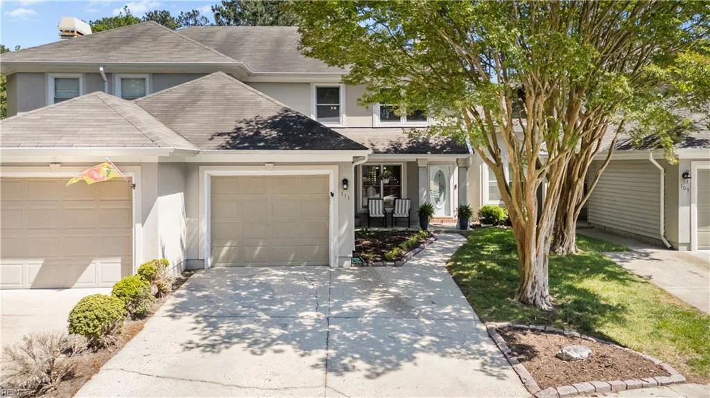 111 Esplanade PL, CHESAPEAKE VA 23320