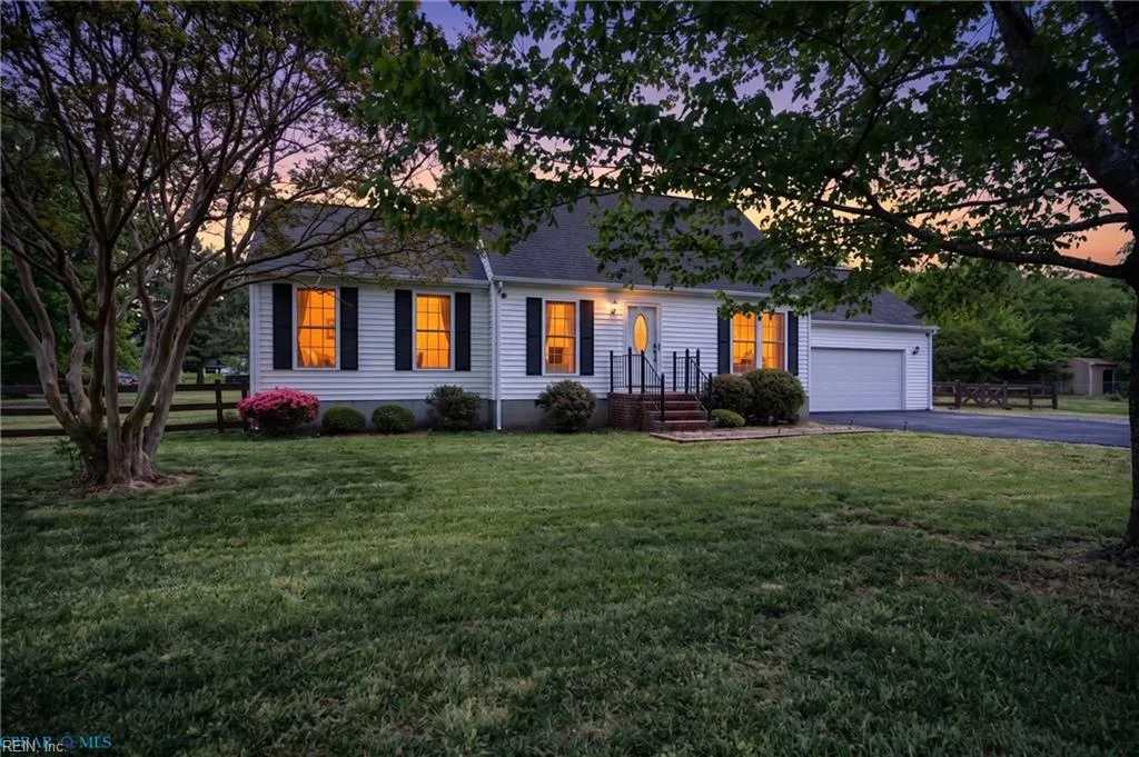 6727 Harvest Cir, Gloucester — photo