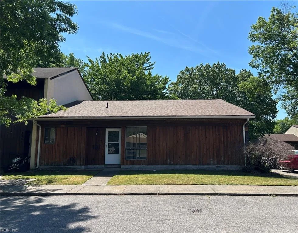 1442 E Tanners Creek DR, NORFOLK VA 23513