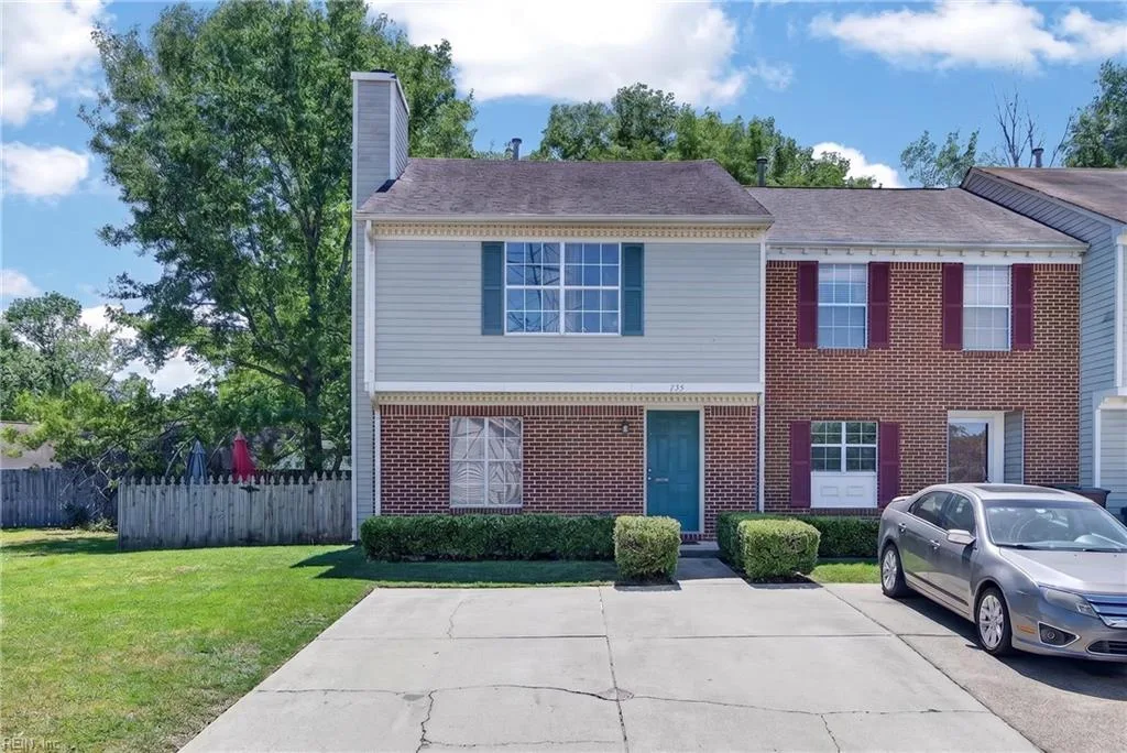 755 Huntly DR, CHESAPEAKE VA 23320
