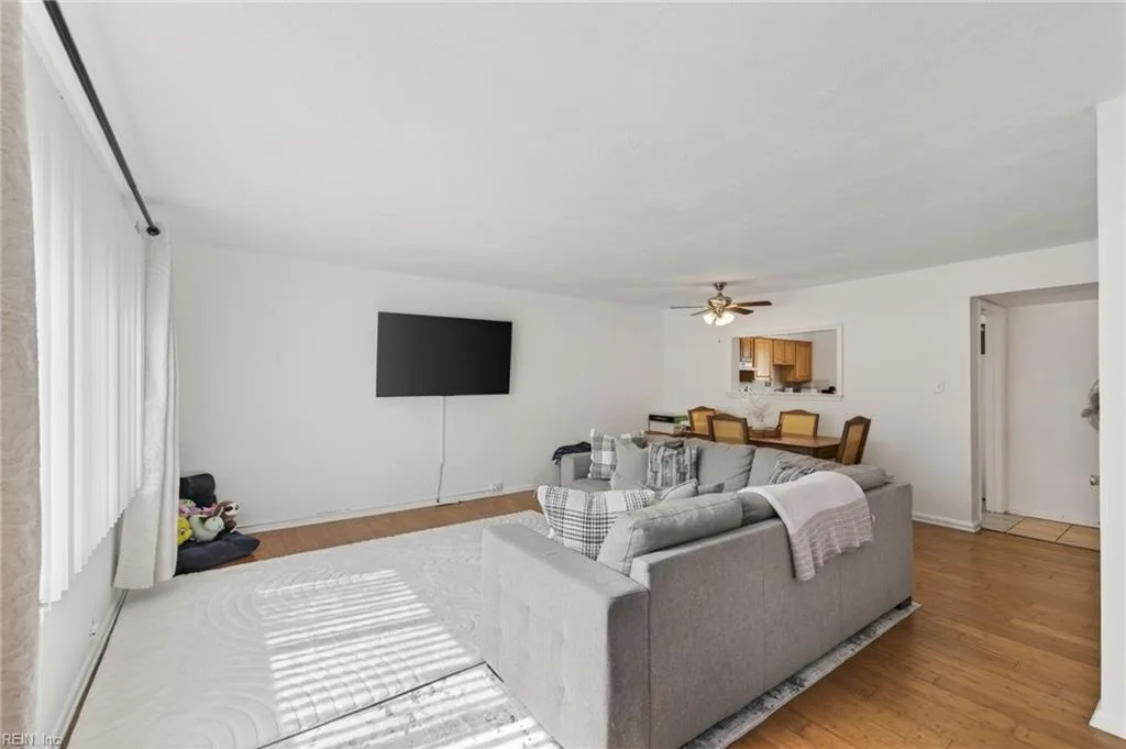 869 S Club House Rd #3, Virginia Beach — photo