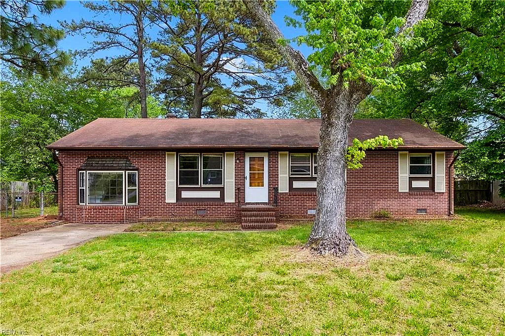 116 Bailey Rd, Yorktown — photo