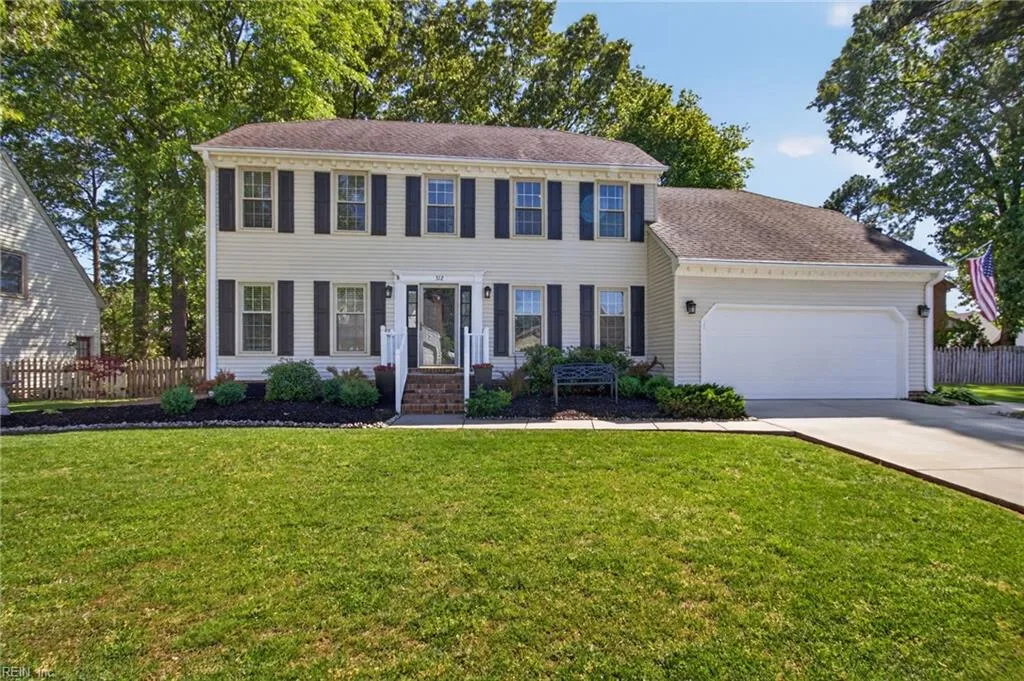 312 Barcelona DR, CHESAPEAKE VA 23322