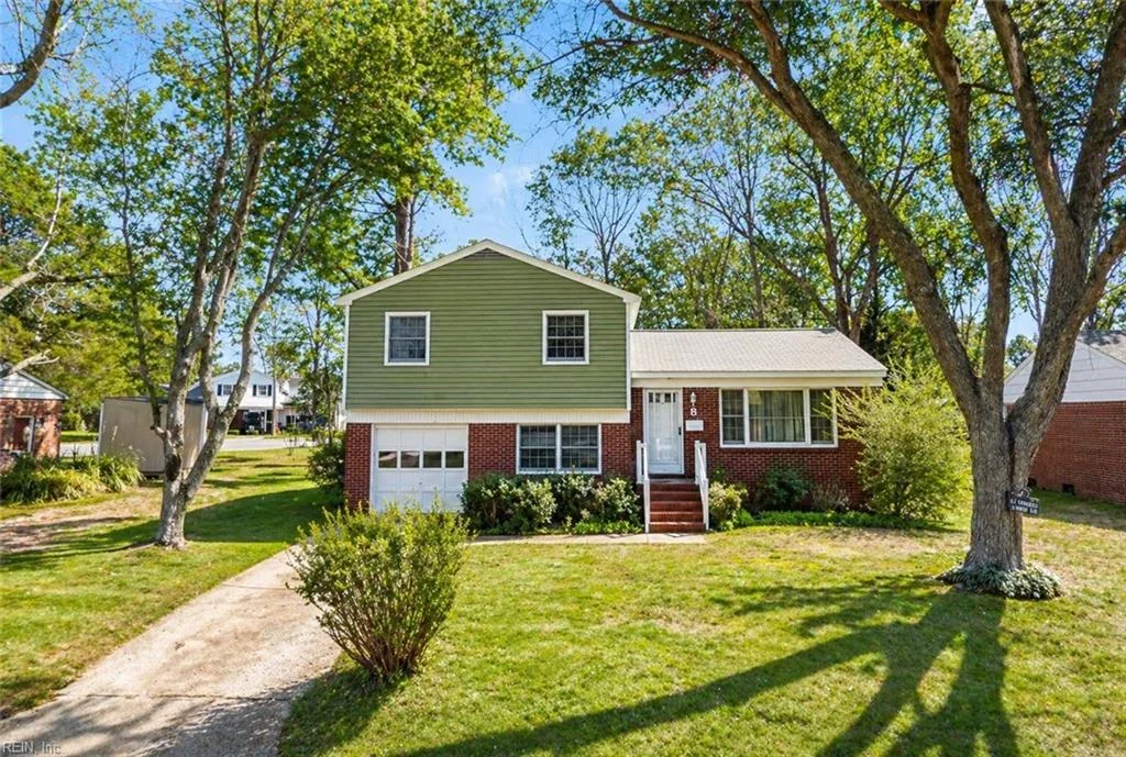 8 Winnard RD, HAMPTON VA 23669