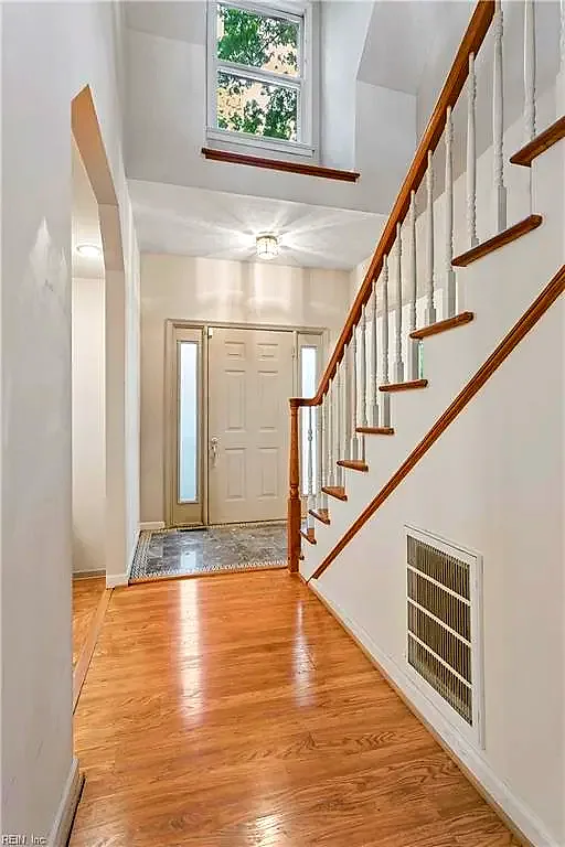 10161 Deer Trace Ln, Gloucester — photo