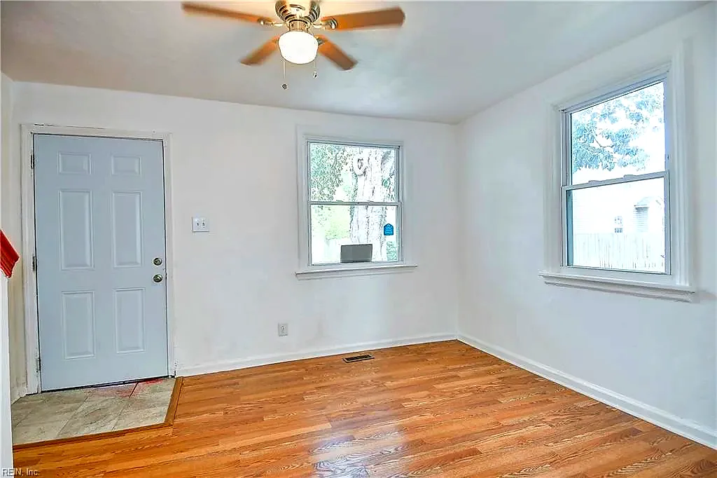 3305 Nelson St, Portsmouth — photo