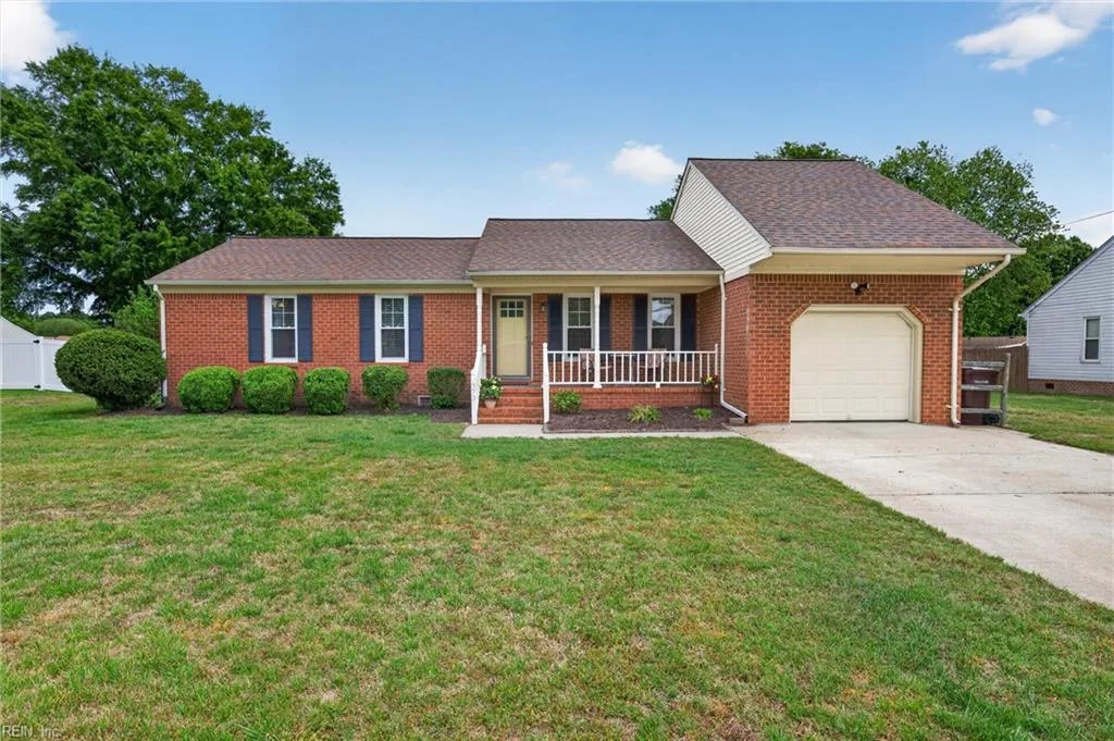 573 Etheridge RD, CHESAPEAKE VA 23322