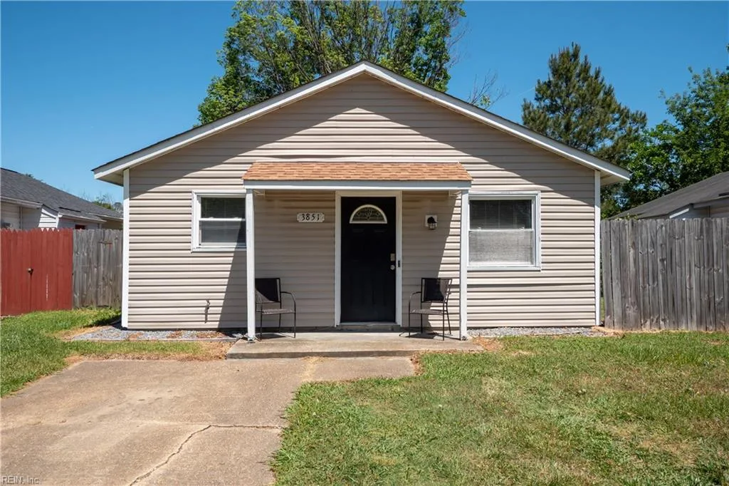 3851 Sugar Creek CIR, PORTSMOUTH VA 23703
