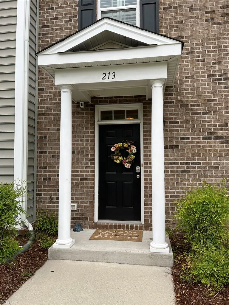 213 Feldspar ST, VIRGINIABEACH VA 23462