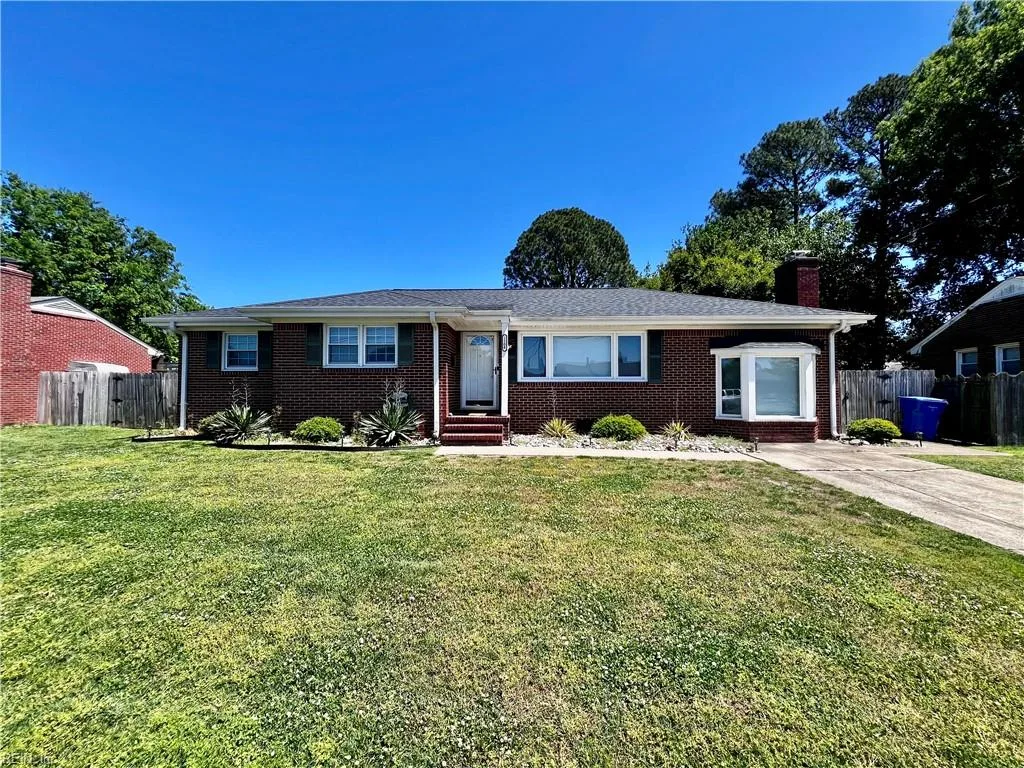 1208 Point Reel RD, CHESAPEAKE VA 23325