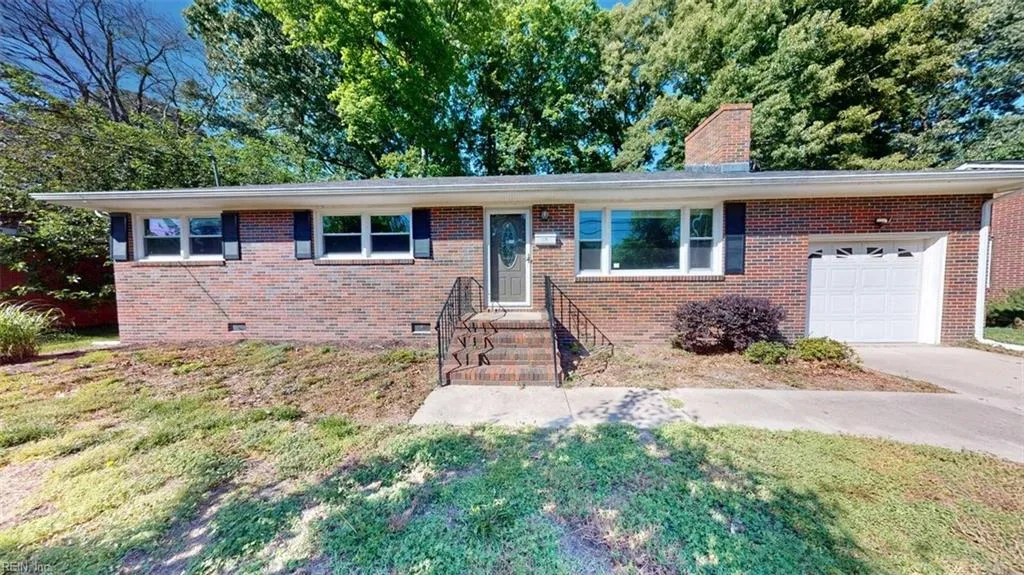 108 Parker AVE, NEWPORTNEWS VA 23606