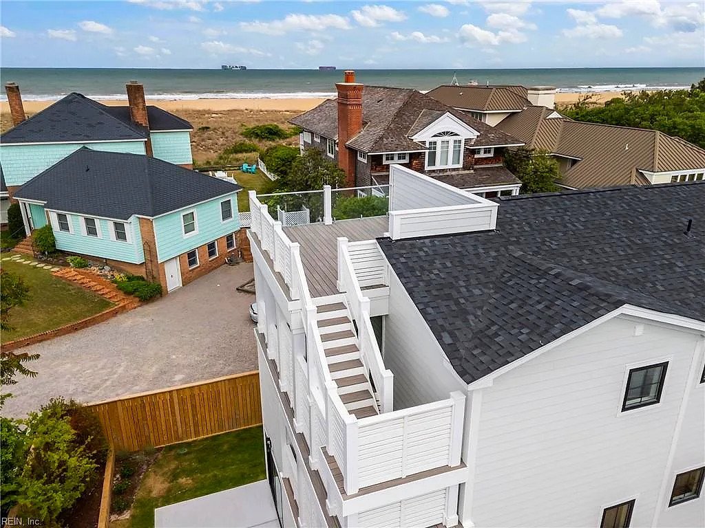 107 71st St #B, Virginia Beach — photo