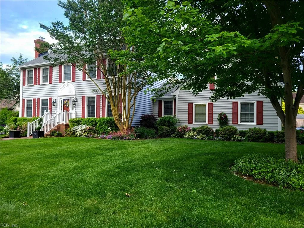 725 Harris Point DR, VIRGINIABEACH VA 23455