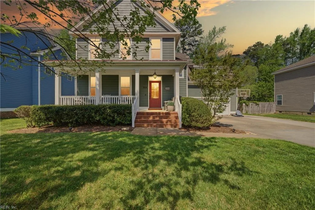 1972 Beechwood RD, CHESAPEAKE VA 23323