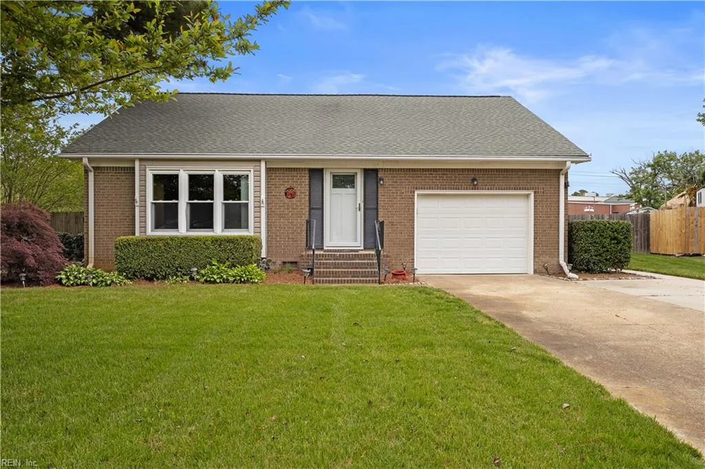 2472 Eastchester DR, VIRGINIABEACH VA 23454