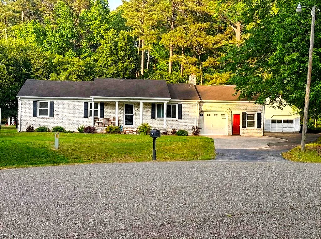 102 Jean Pl, Yorktown — photo