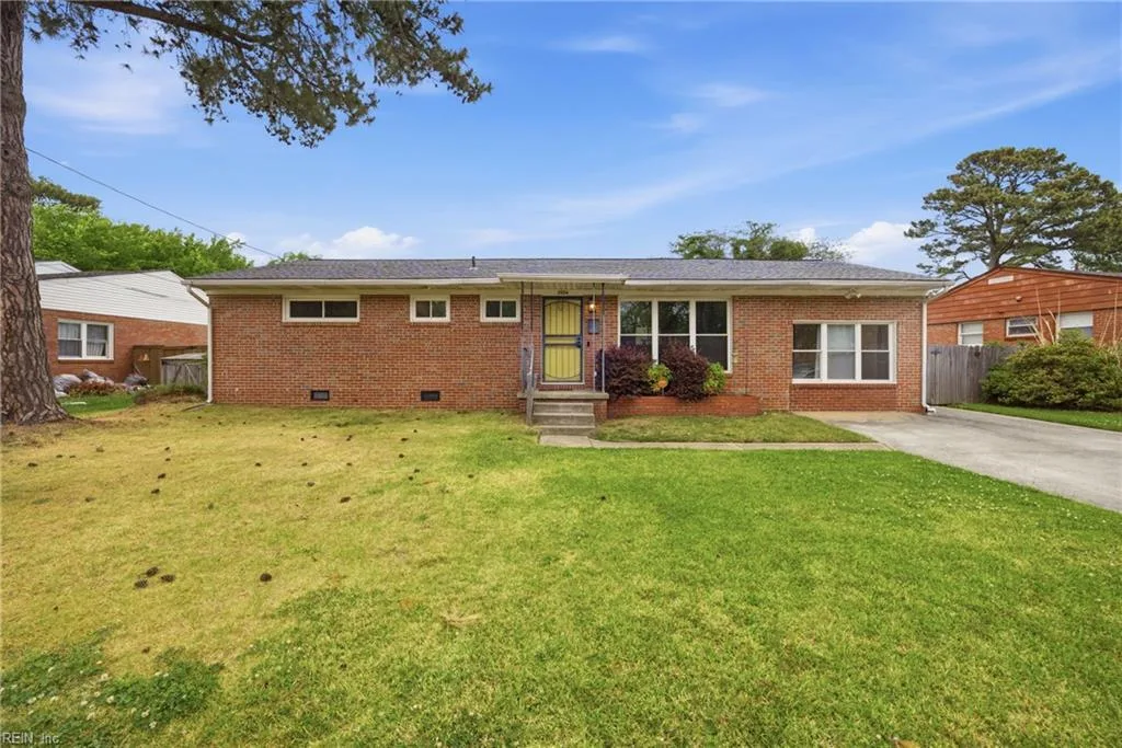 2924 Dominion AVE, NORFOLK VA 23518